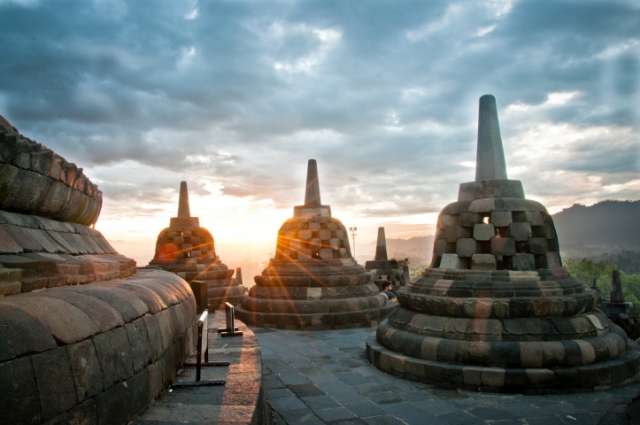 Borobudur (2)