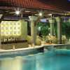 Adhi Jaya Sunset Hotel Pool (3)
