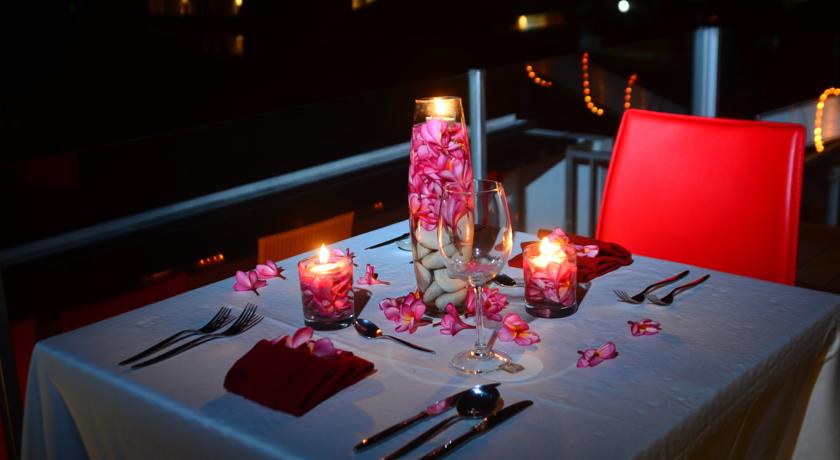 BEST WESTERN KUTA BEACH CANDLEIGHT DINNER