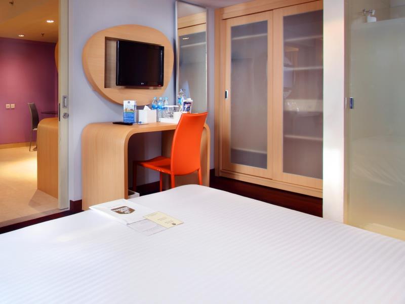 BEST WESTERN KUTA BEACH JUNIOE SUITE ROOM 1