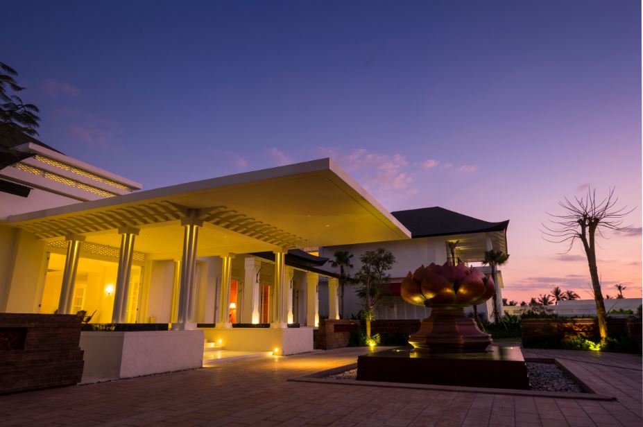 Entrance-Rumahluwih-lr