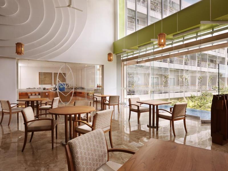 HOLIDAY INN EXPRESS RAYA KUTA Resto (1)