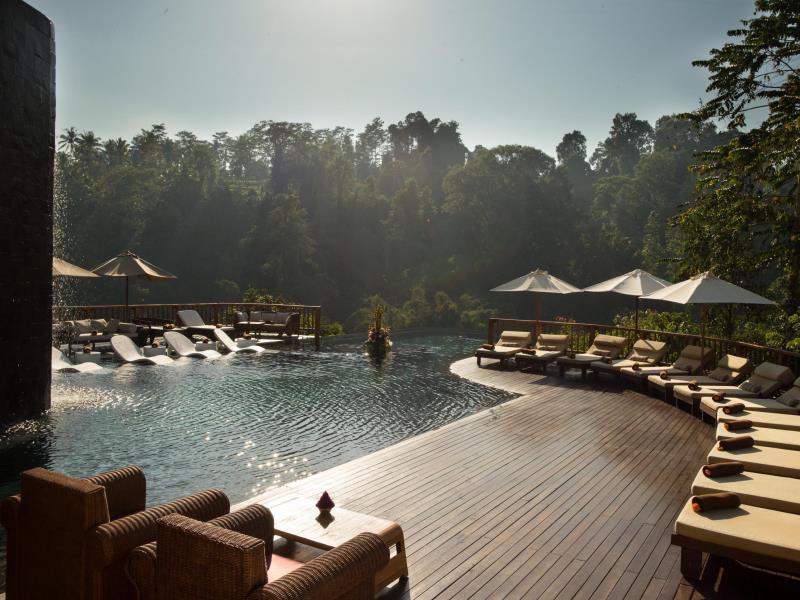 Hanging Garden Pool5