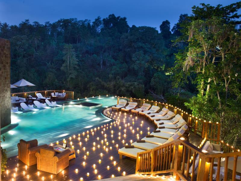 Hanging Garden Pool6