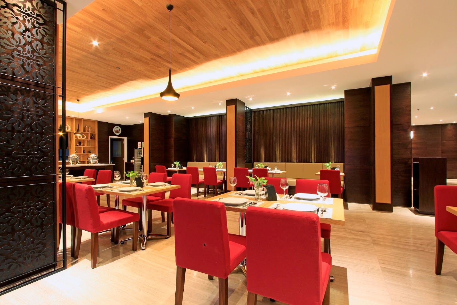 Ohana Hotel Kuta Restaurant (1)