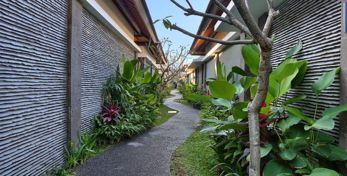 Peppers-Seminyak-1-2-Bedroom-Villa