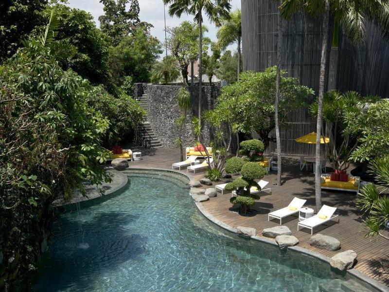 Peppers Sentosa Seminyak-Swimming Pool (4)