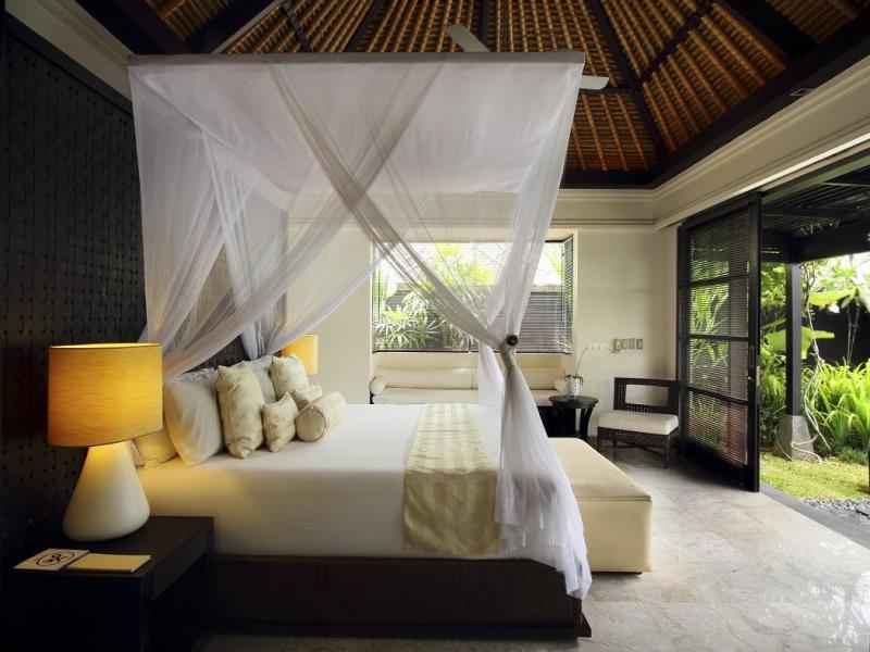 Peppers Sentosa seminyak-Bedroom (2)
