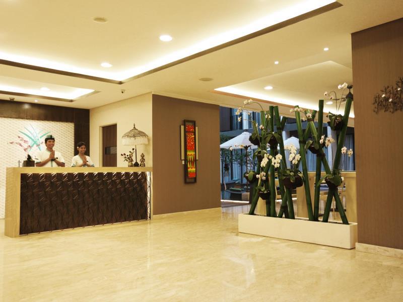 TERRACE HOTEL KUTA LOBBY