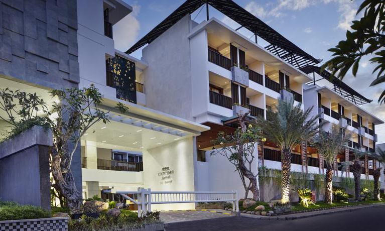 courtyard bali seminyak exterior