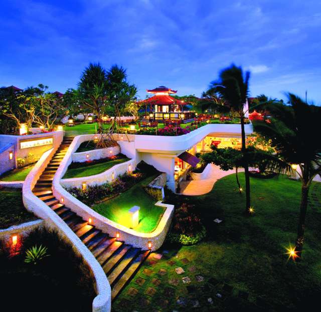 grand hyatt garden 1