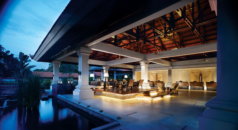 grand hyatt lobby 1