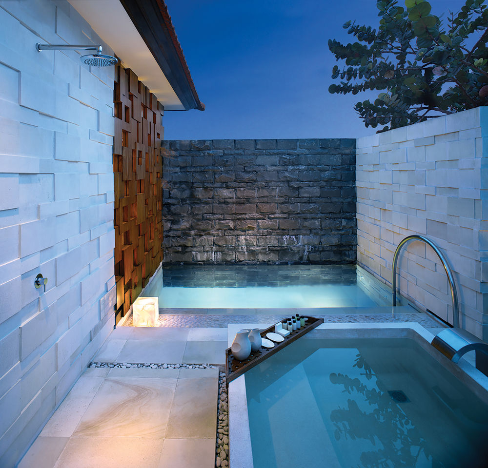 grand hyatt spa 4