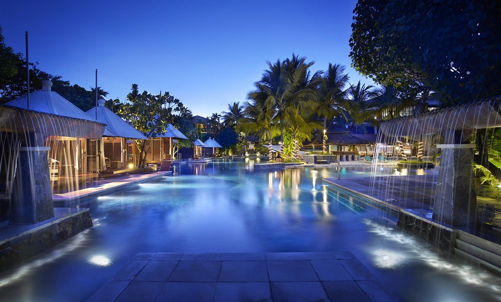hard rock hotel kuta swimming pool