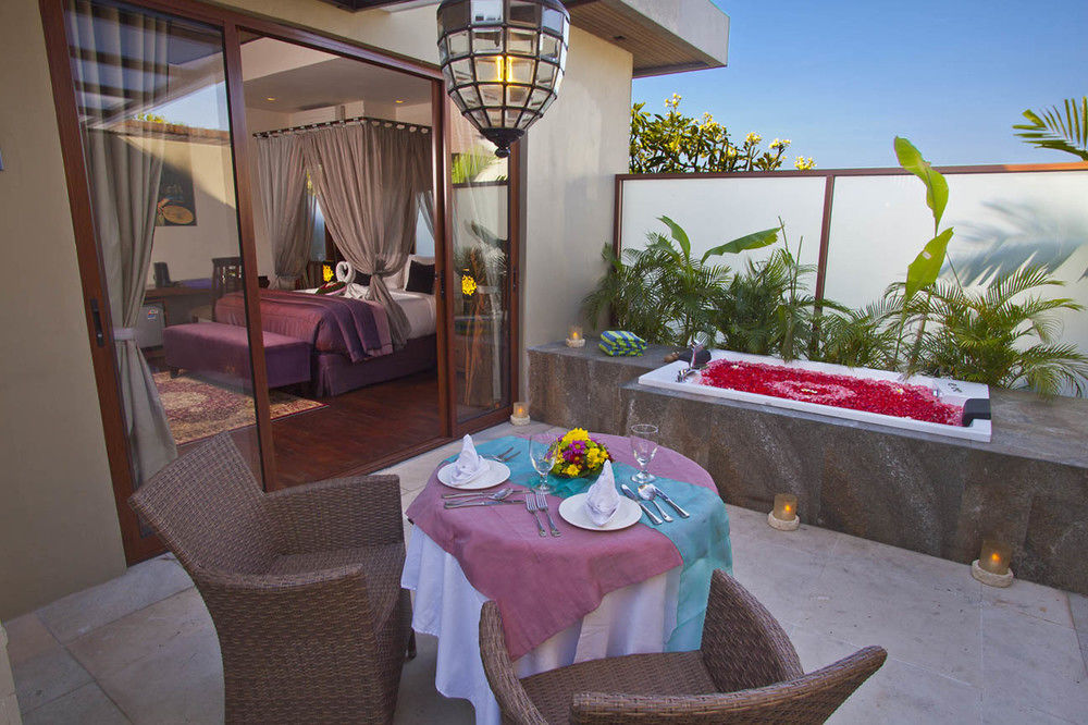 kanishka exterior 6