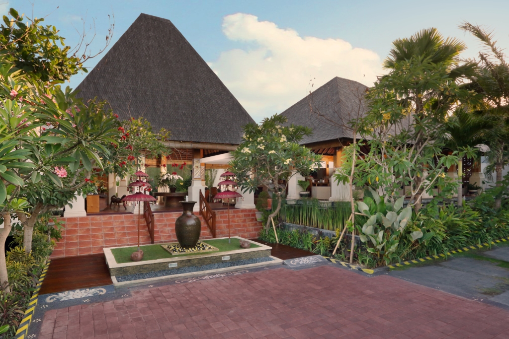 kayu raja exterior 1