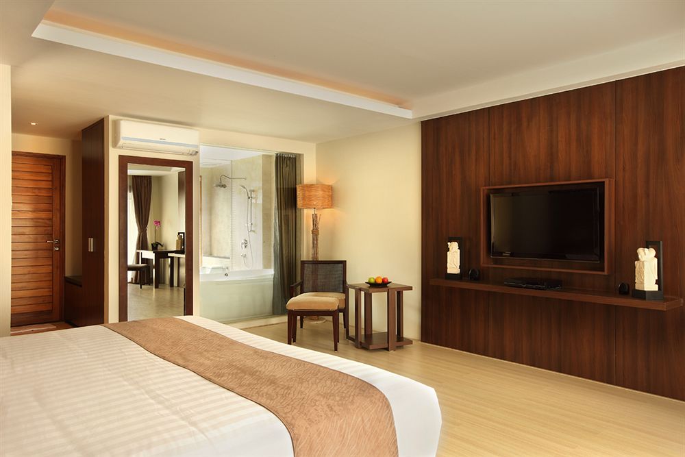 kayu raja room 8