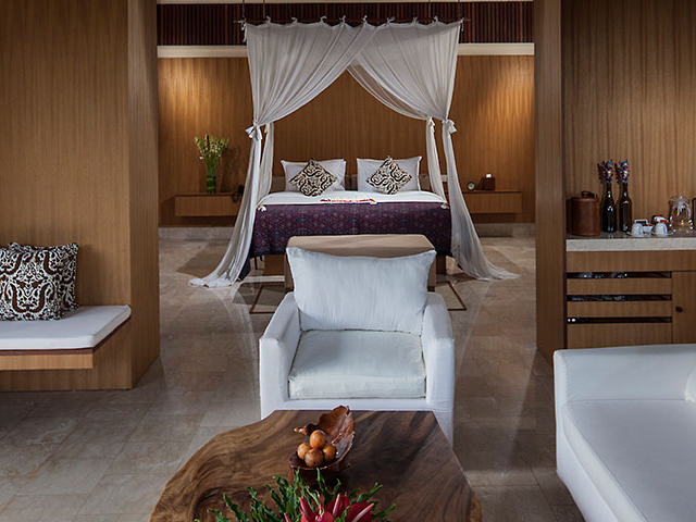 komaneka rasa sayang bedroom