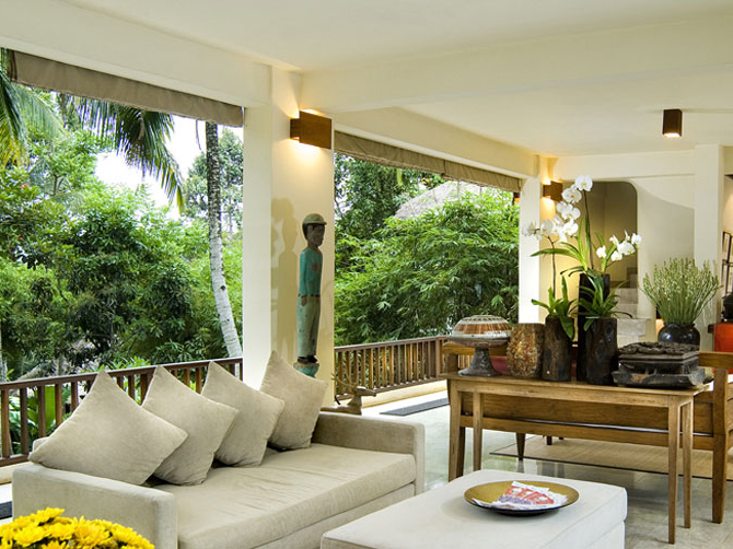 komaneka-tanggayuda-lobby