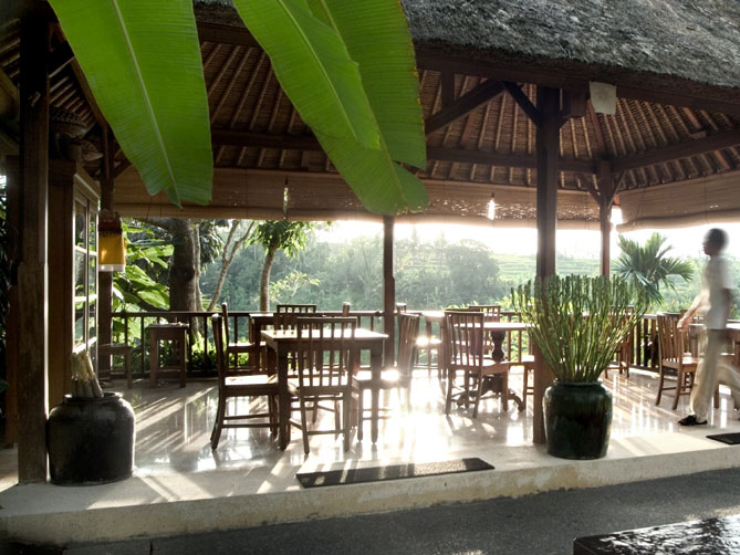 komaneka-tanggayuda-premiere-terrace-cafe