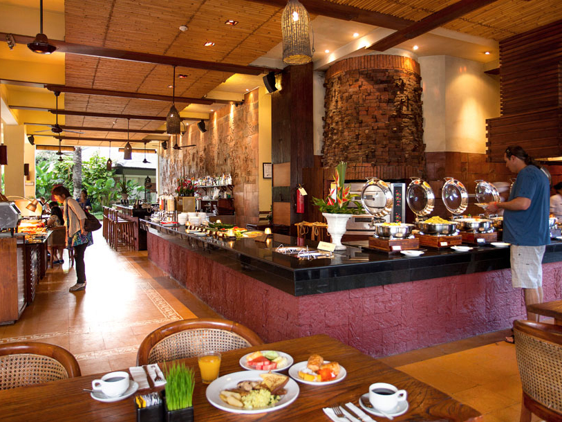 ramayana-hotel-kuta-bali-breakfast-at-gabah