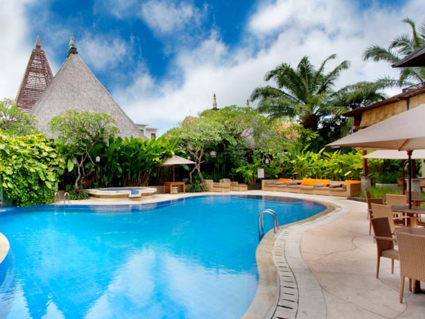 ramayana-hotel-kuta-bali-pool2