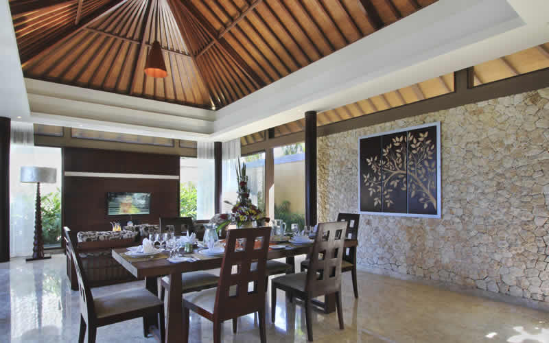 ulu-segara-luxury-suites-gallery-diningroom