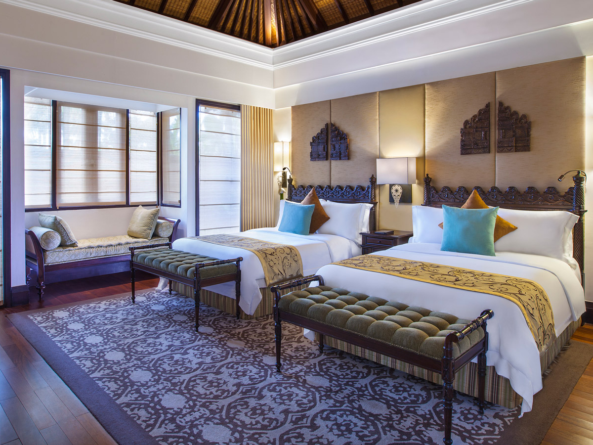 Saint Regis-lagoon_villa_twin_bedroom