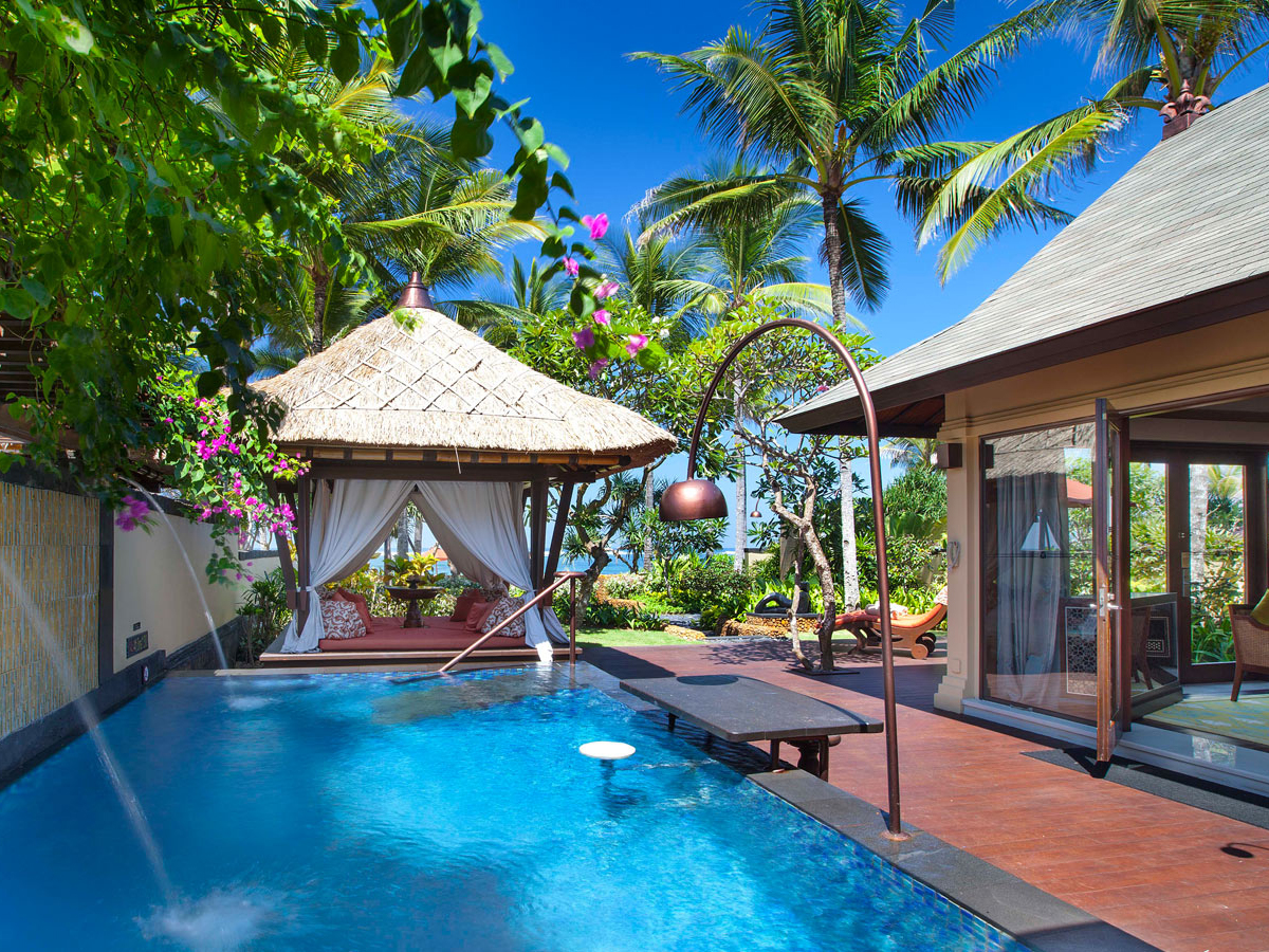 Saint Regis-strand_villa_pool