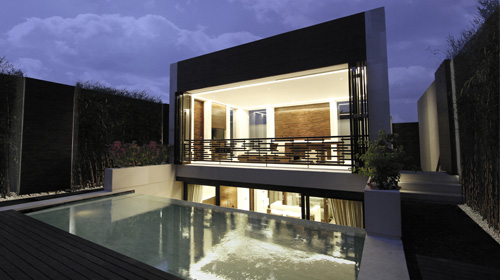 equilibria-hotels-seminyak-bali-indonesia-villa-waterfall-pic-01