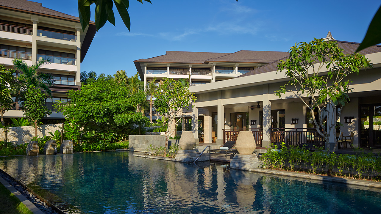 club lounge private swimming pool