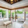 pool-villa-bathroom