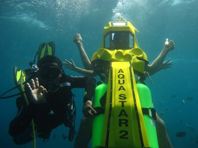 Paket Tour Murah ke Bali – Aqua Star Underwater Scooter3 (2)