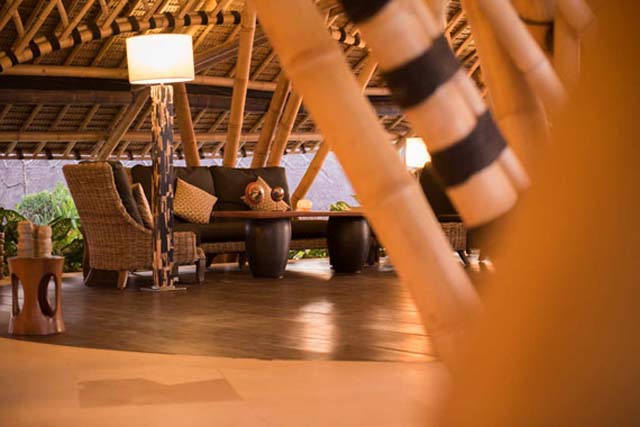 Dugong Lounge & Bar