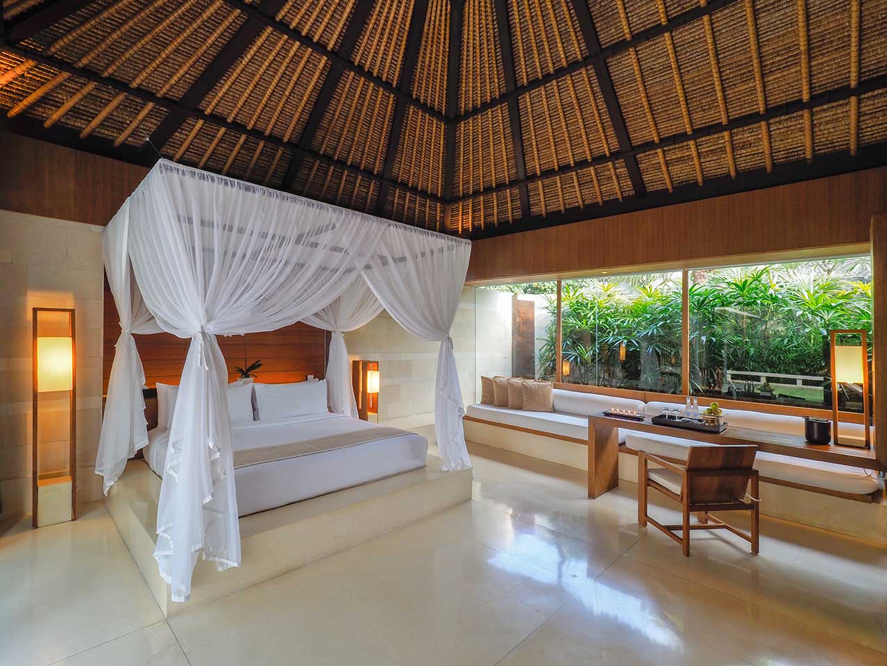 Deluxe_Single_Pavilion_bed