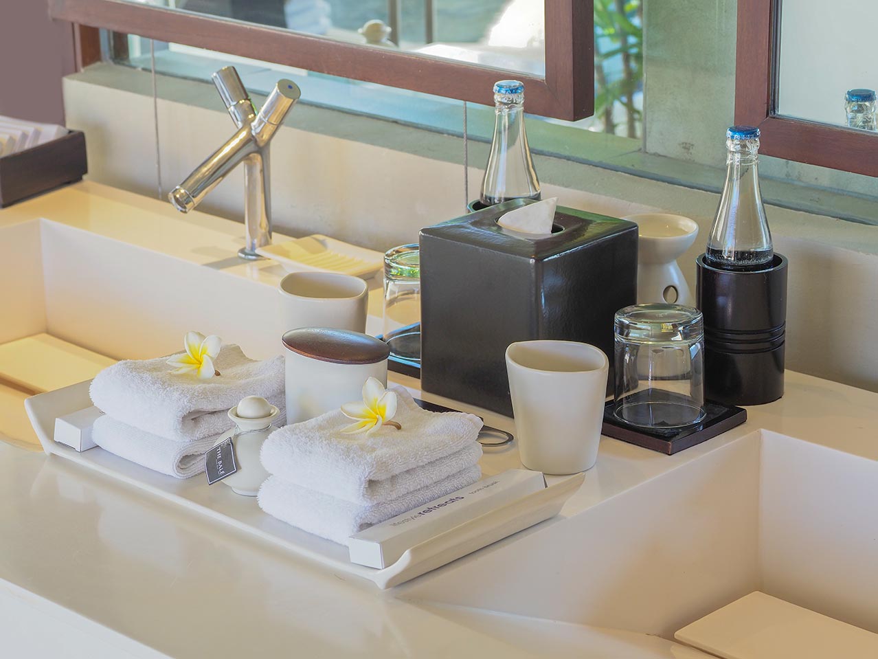 Single_Pavilion_vanity