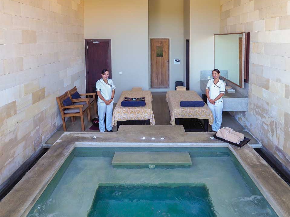 the_bale_spa_jacuzzi