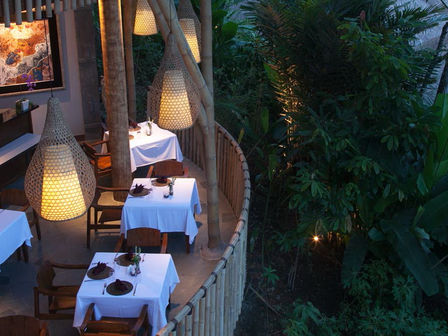 aruna-restaurante-tejaprana-resort-spa-11