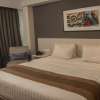 Airport Pick up + Late Check-in + Massage Package 4