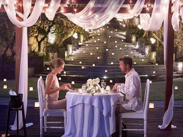 Bali Kamandalu Restaurant Romantic Dinner 3