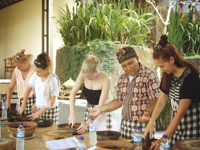 Bali Ketut Cooking Class 1