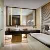 Premier-Deluxe-Ocean-Bathroom