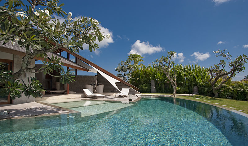 The-Layar-3-bedroom-Pool-during-the-day-1
