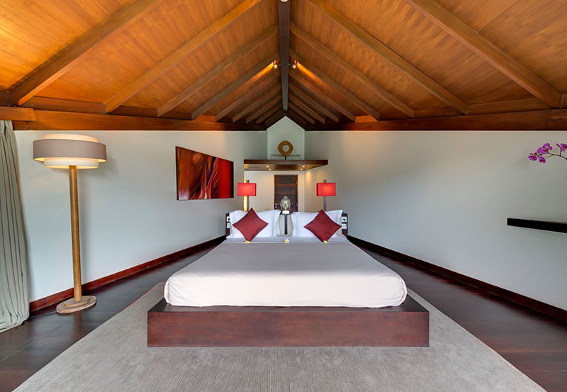 The-Layar-4-bedroom-Master-bedroom-1