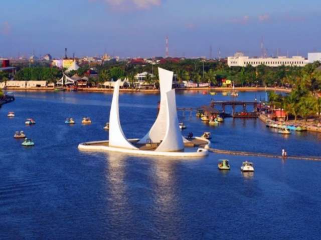 Jakarta City Tour Taman Mini Indonesia Indah and Ancol Dreamland-12