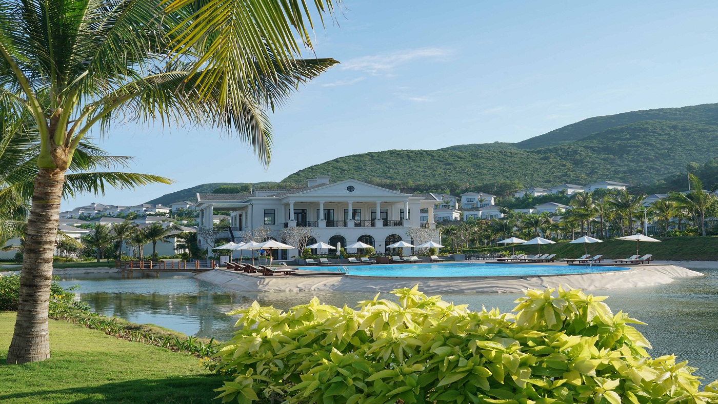 vinpearl-resort-and-spa-nha-trang-bay_8199335a49f1373934a3d1e7be39575093bda02b