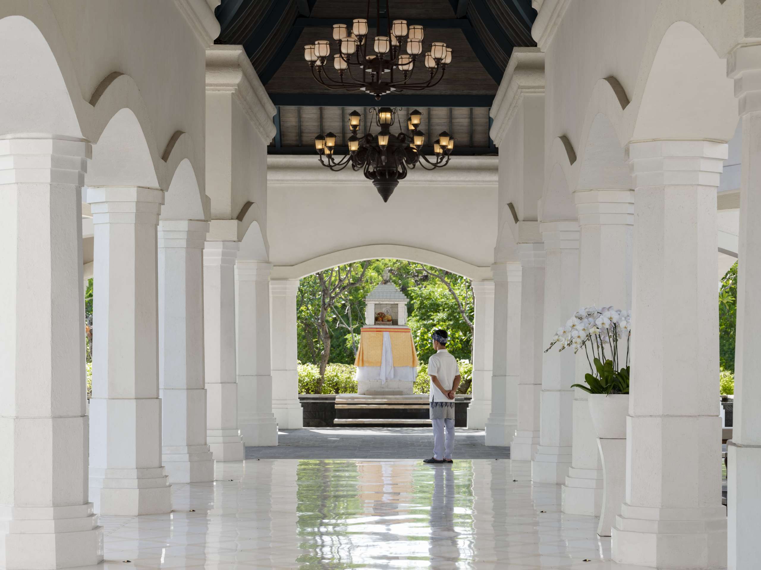 0.1. Jumeirah-Bali-Lobby