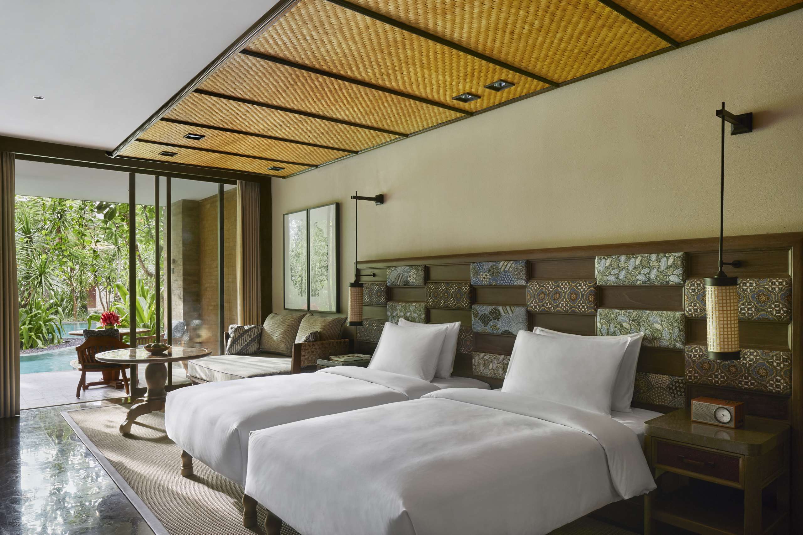 Andaz-Bali-Deluxe-Lagoon-Room