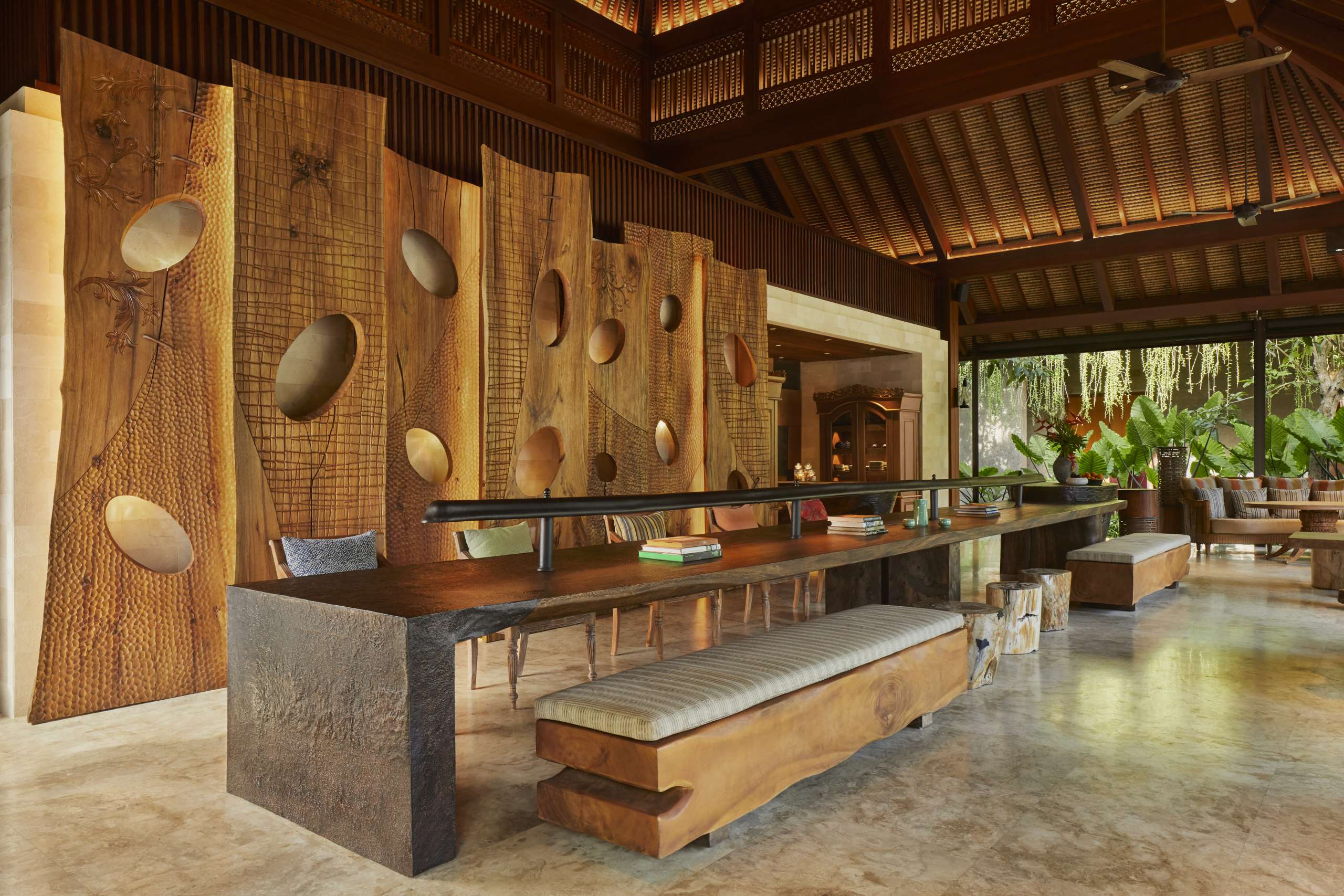 Andaz-Bali-Lobby-Lounge-Indoor-Seating