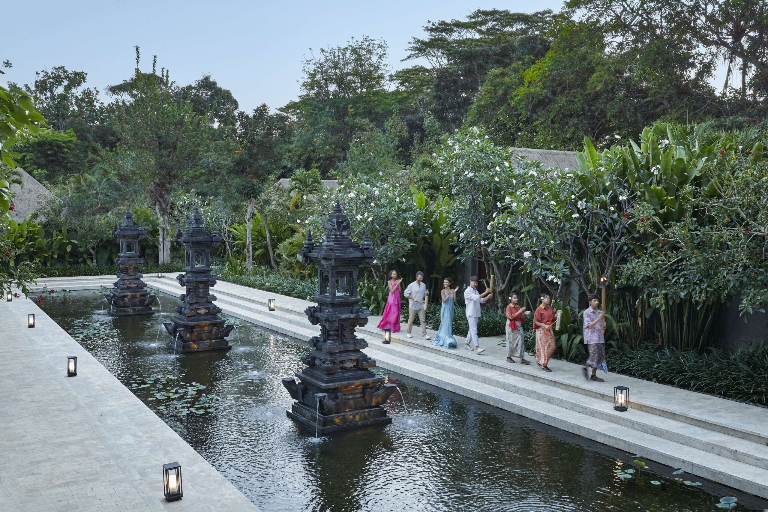 Andaz-Bali-Sandikala-Ritual-in-Dukuh